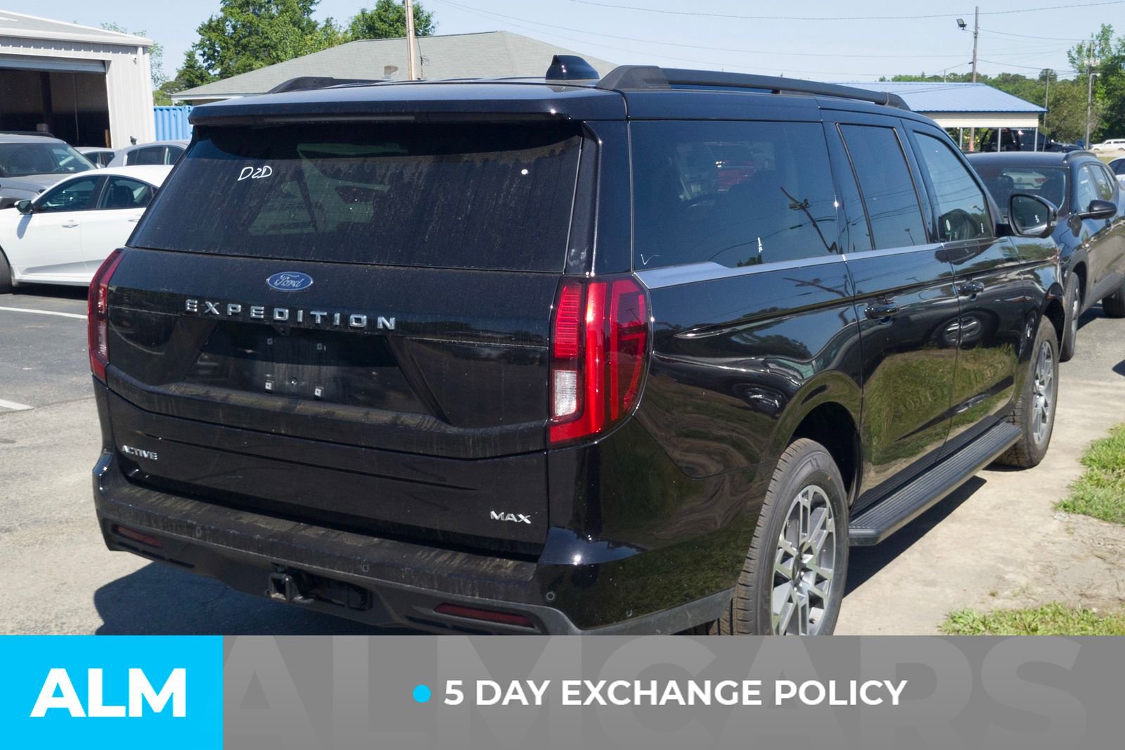 Used 2025 Ford Expedition Max Active AWD/4WD image 4