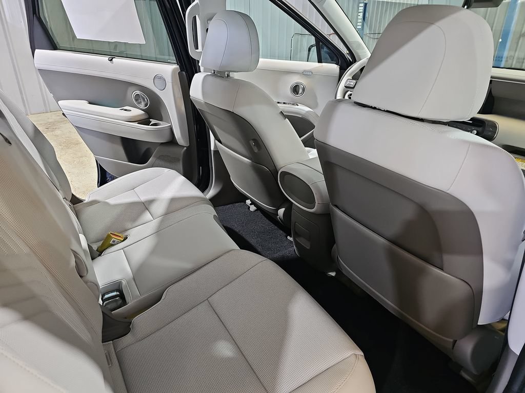New 2026 Hyundai Palisade SEL Premium FWD image 11