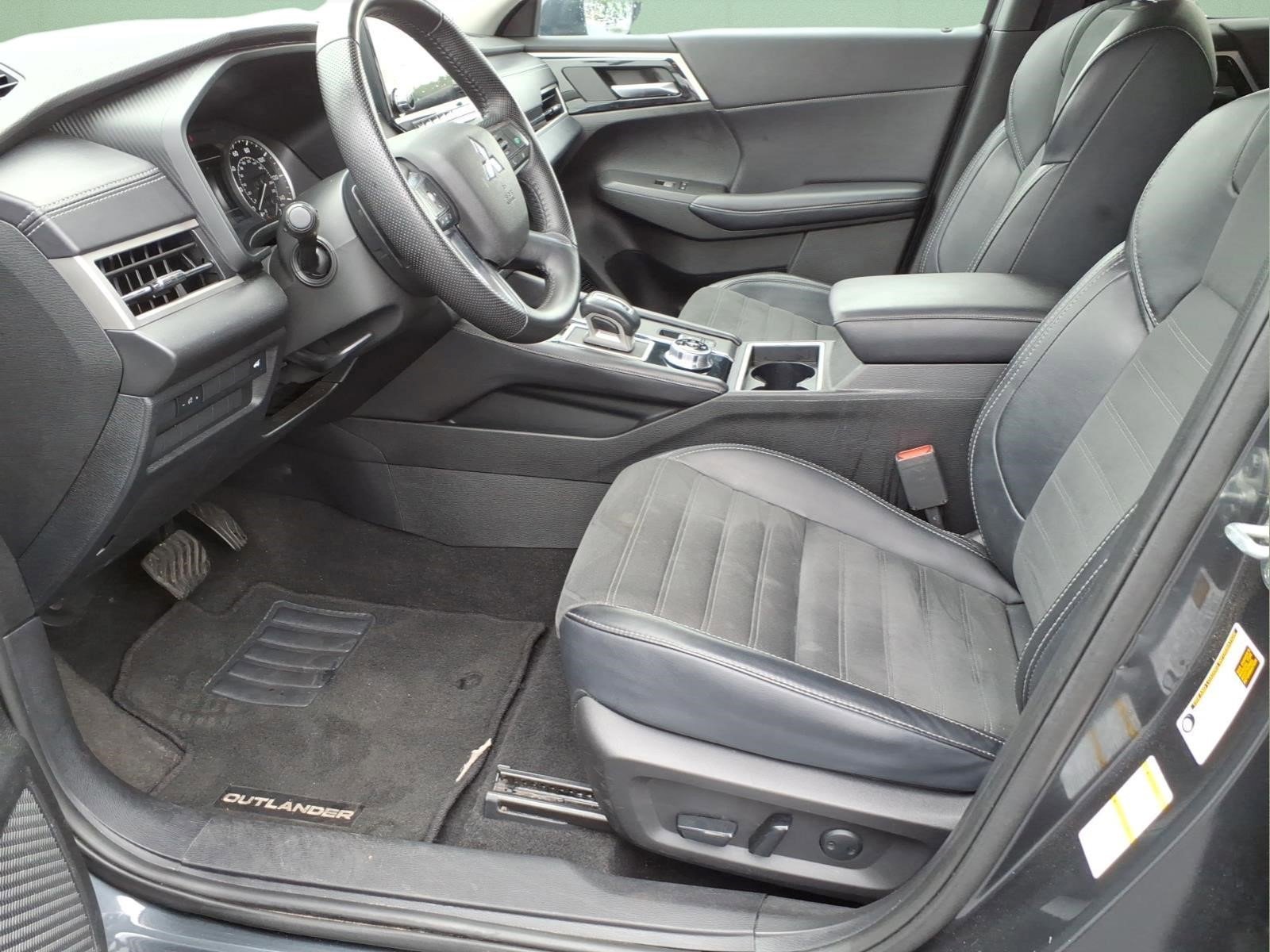 Used 2024 Mitsubishi Outlander SE AWD/4WD image 20