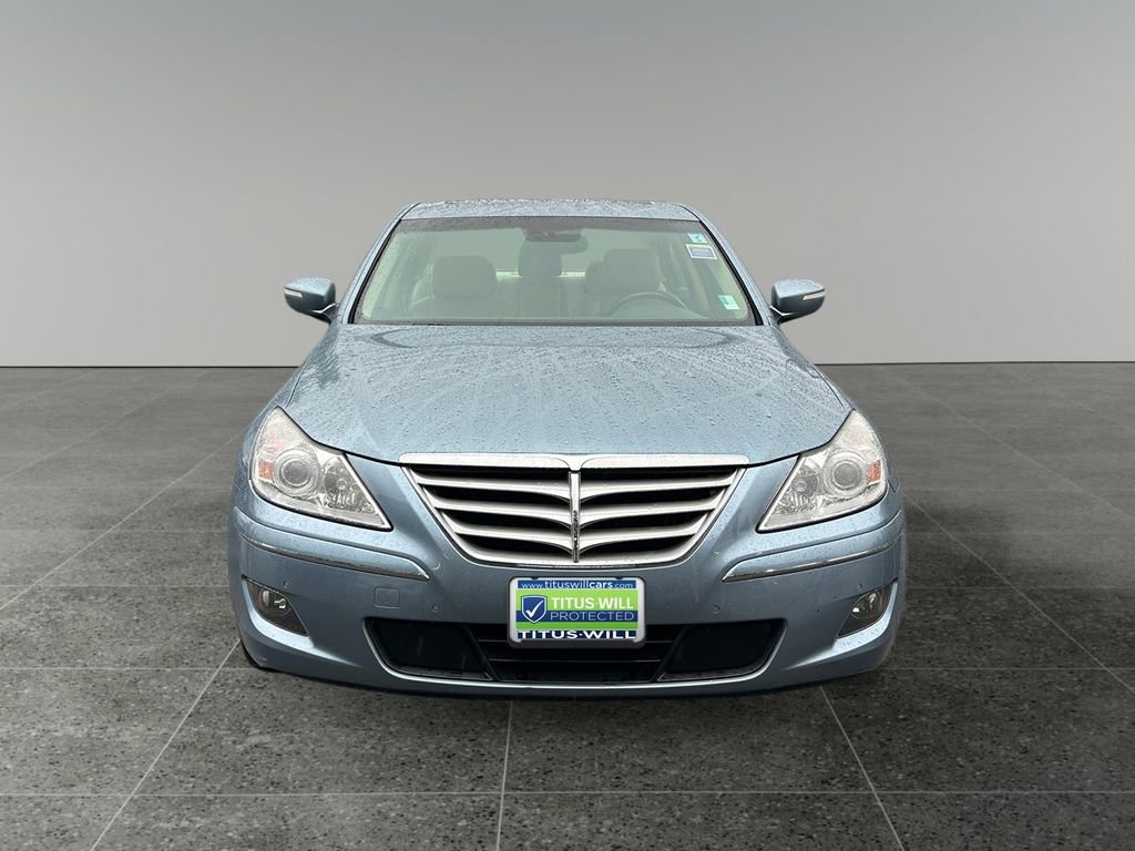 Used 2011 Hyundai Genesis 4.6 image 5