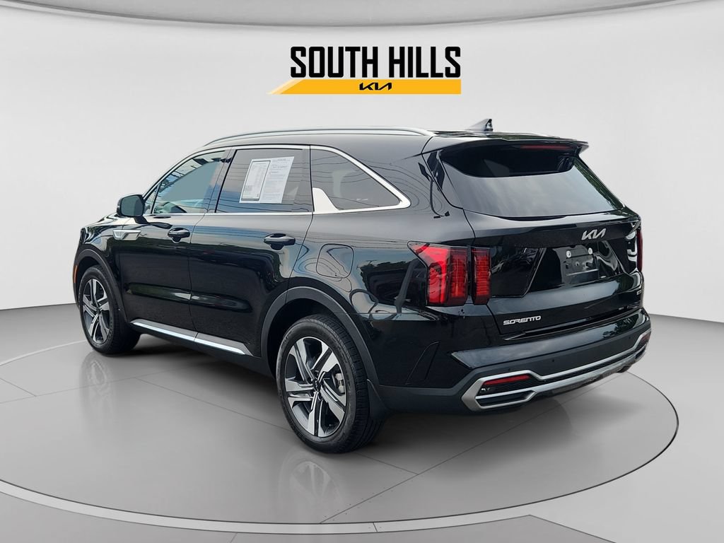 Certified 2023 Kia Sorento EX AWD/4WD image 3