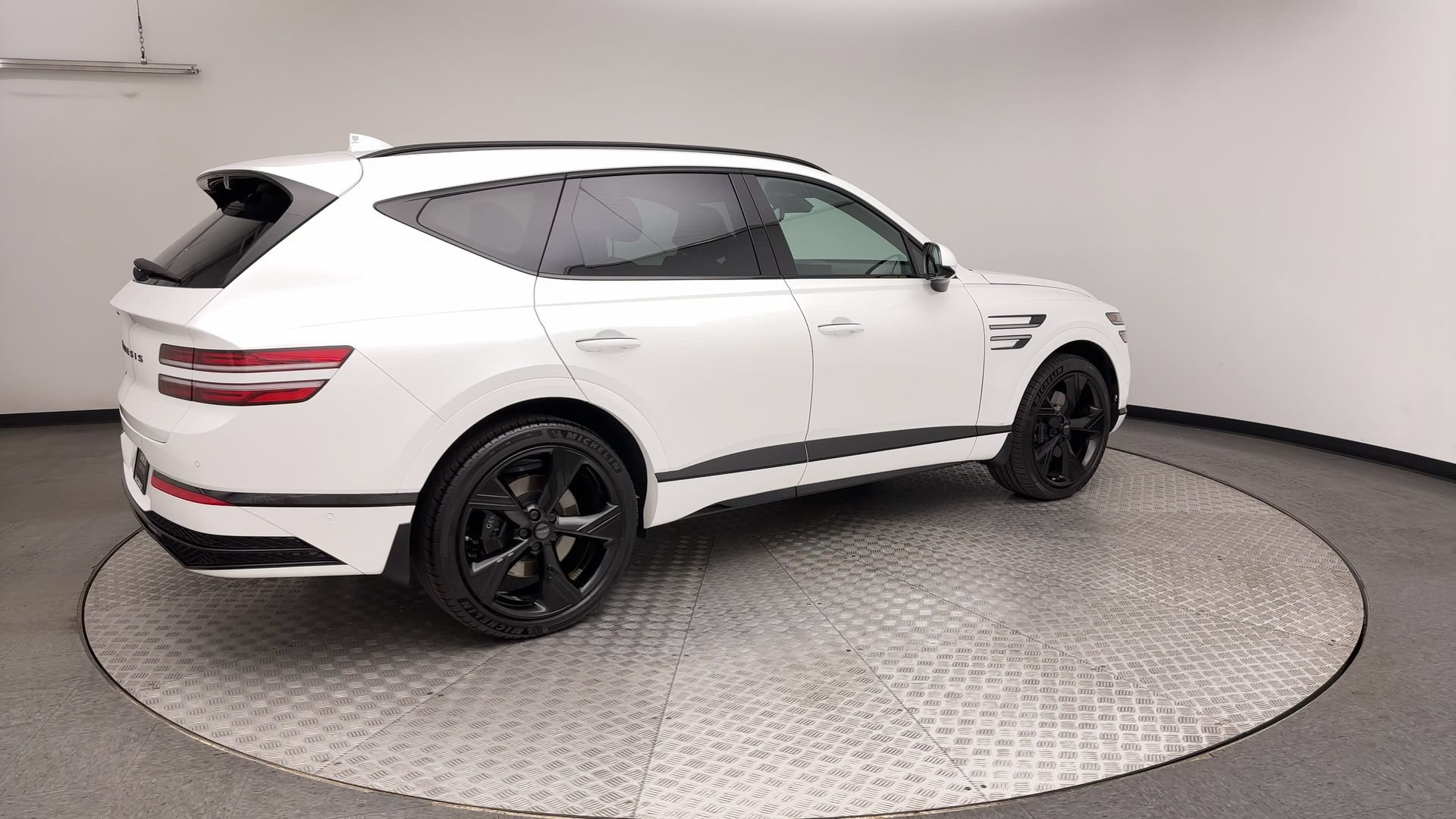 Certified 2026 Genesis GV80 3.5T Prestige AWD/4WD image 2