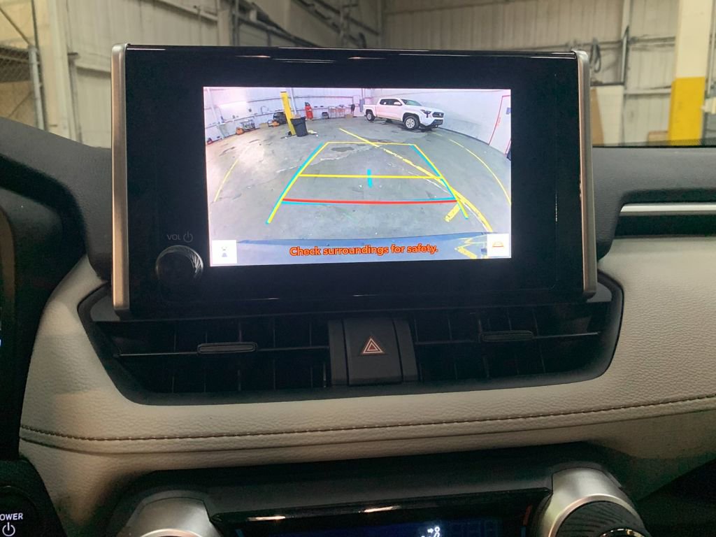 Used 2024 Toyota RAV4 XLE w/ Convenience Package image 24