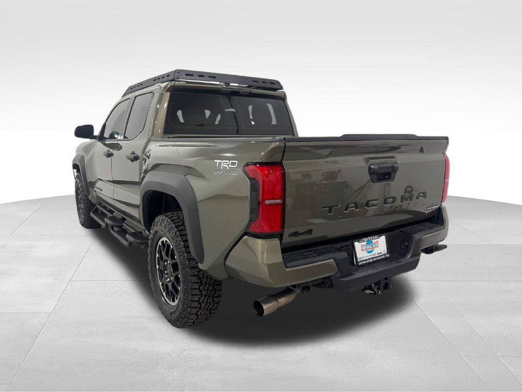 Used 2025 Toyota Tacoma TRD Off-Road AWD/4WD image 41