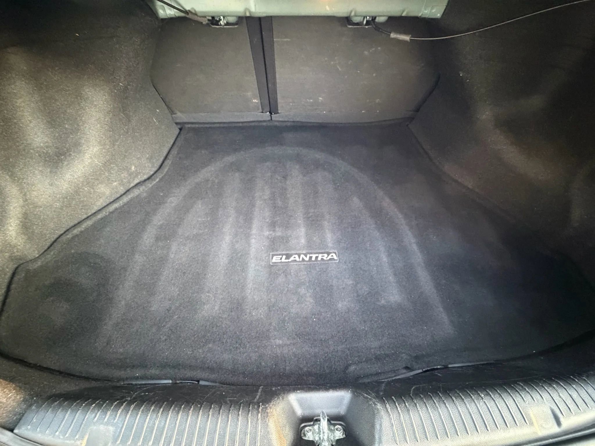 Used 2014 Hyundai Elantra w/ Option Group 2 image 31