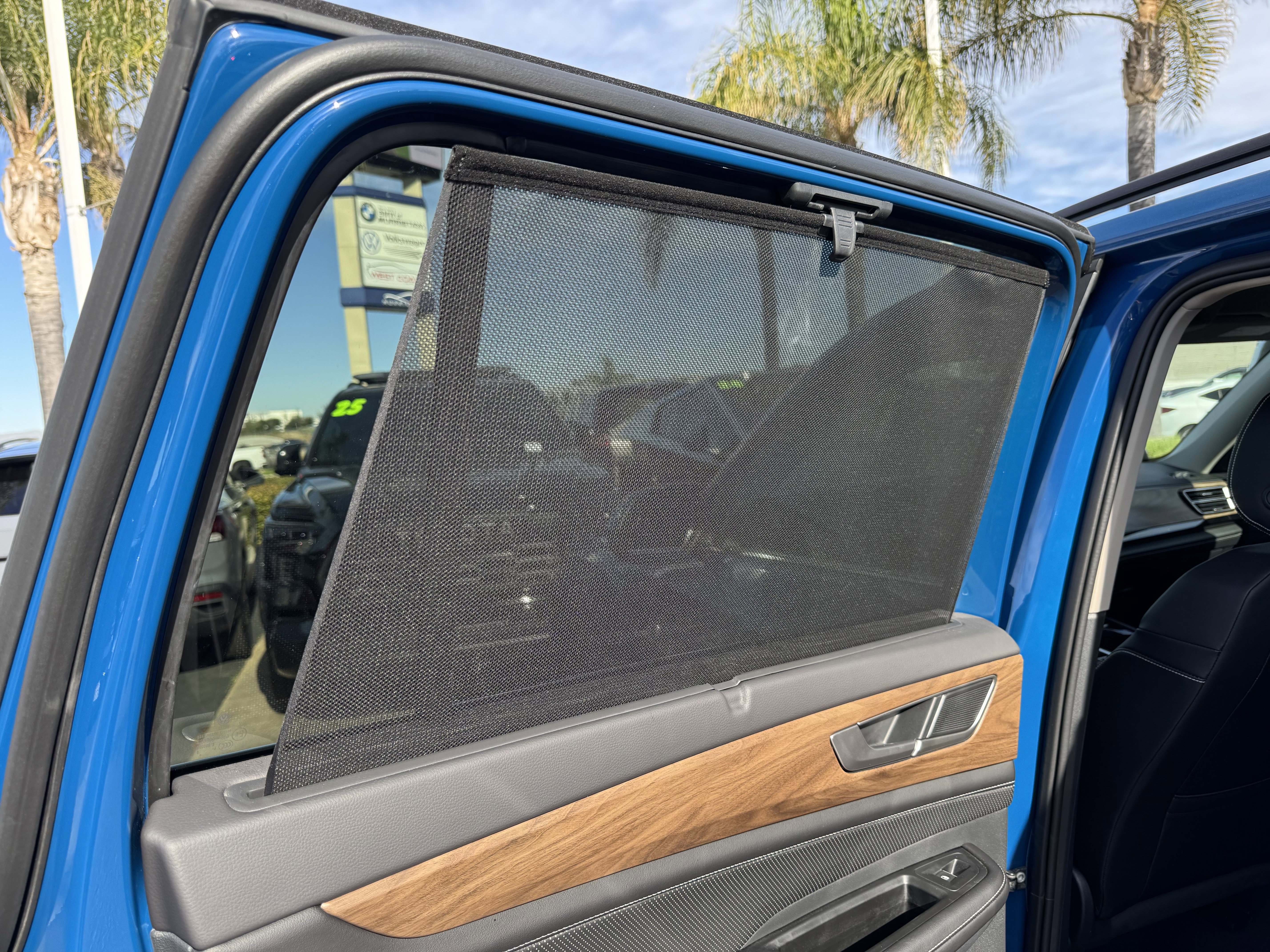 Certified 2025 Volkswagen Atlas SE image 34