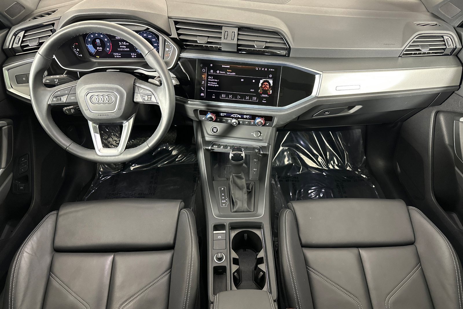 Used 2025 Audi Q3 2.0T Premium image 12