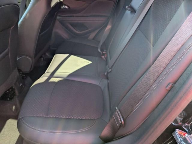 Used 2022 Buick Encore Preferred w/ Safety Package AWD/4WD image 25