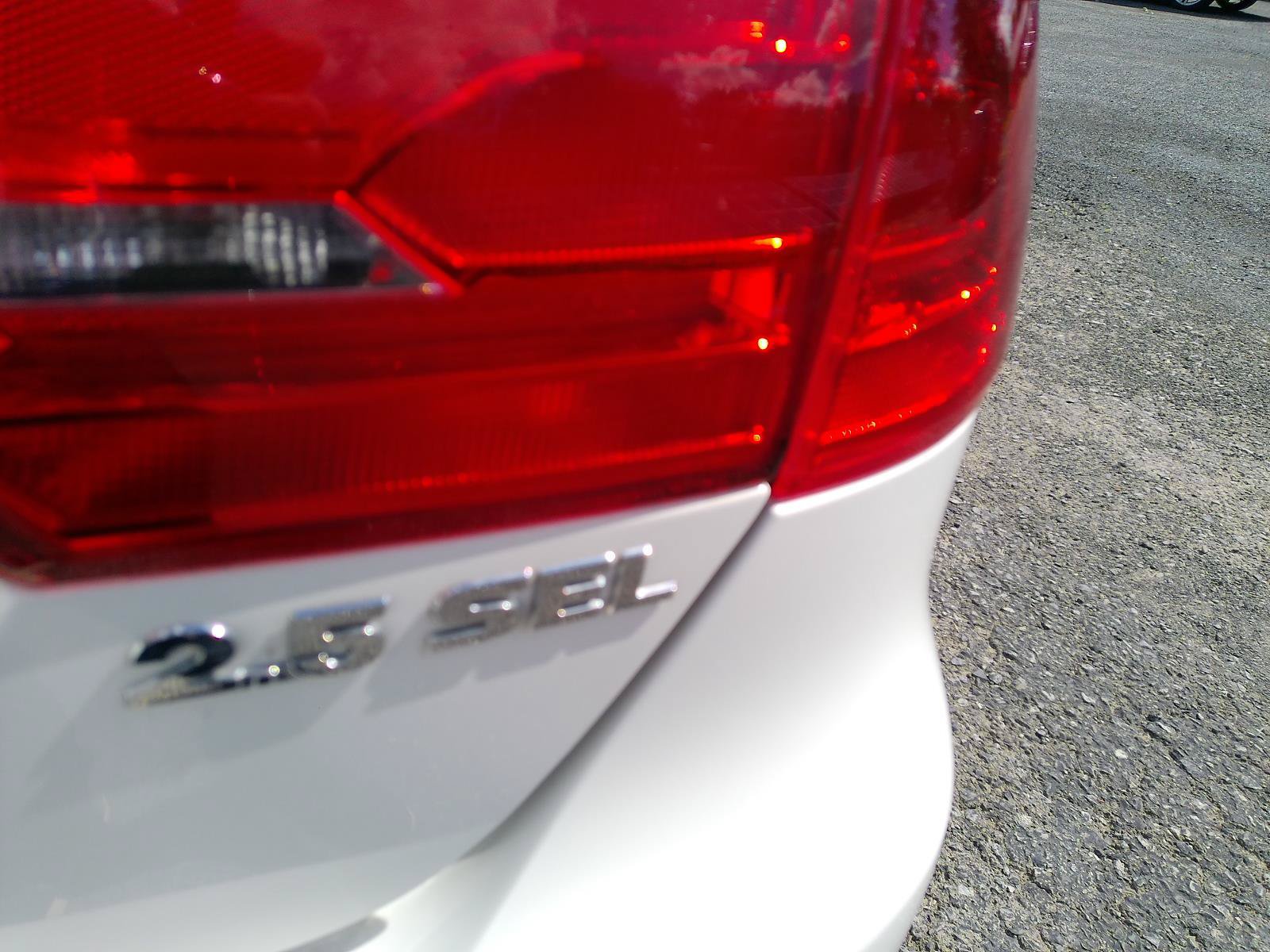 Used 2013 Volkswagen Jetta SEL FWD image 33