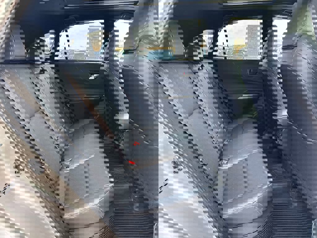 Used 2021 Toyota Venza Limited image 38