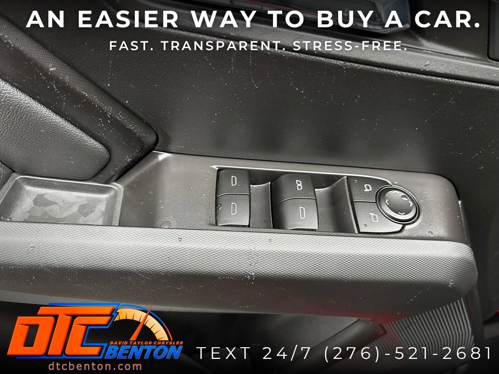 Used 2023 Chevrolet Colorado LT w/ LT Convenience Package II RWD image 11
