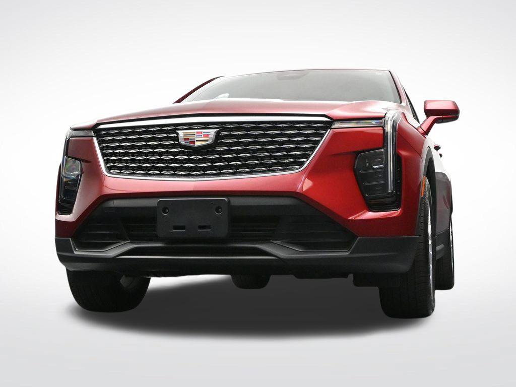 Used 2024 Cadillac XT4 Luxury w/ Cold Weather Package AWD/4WD image 31