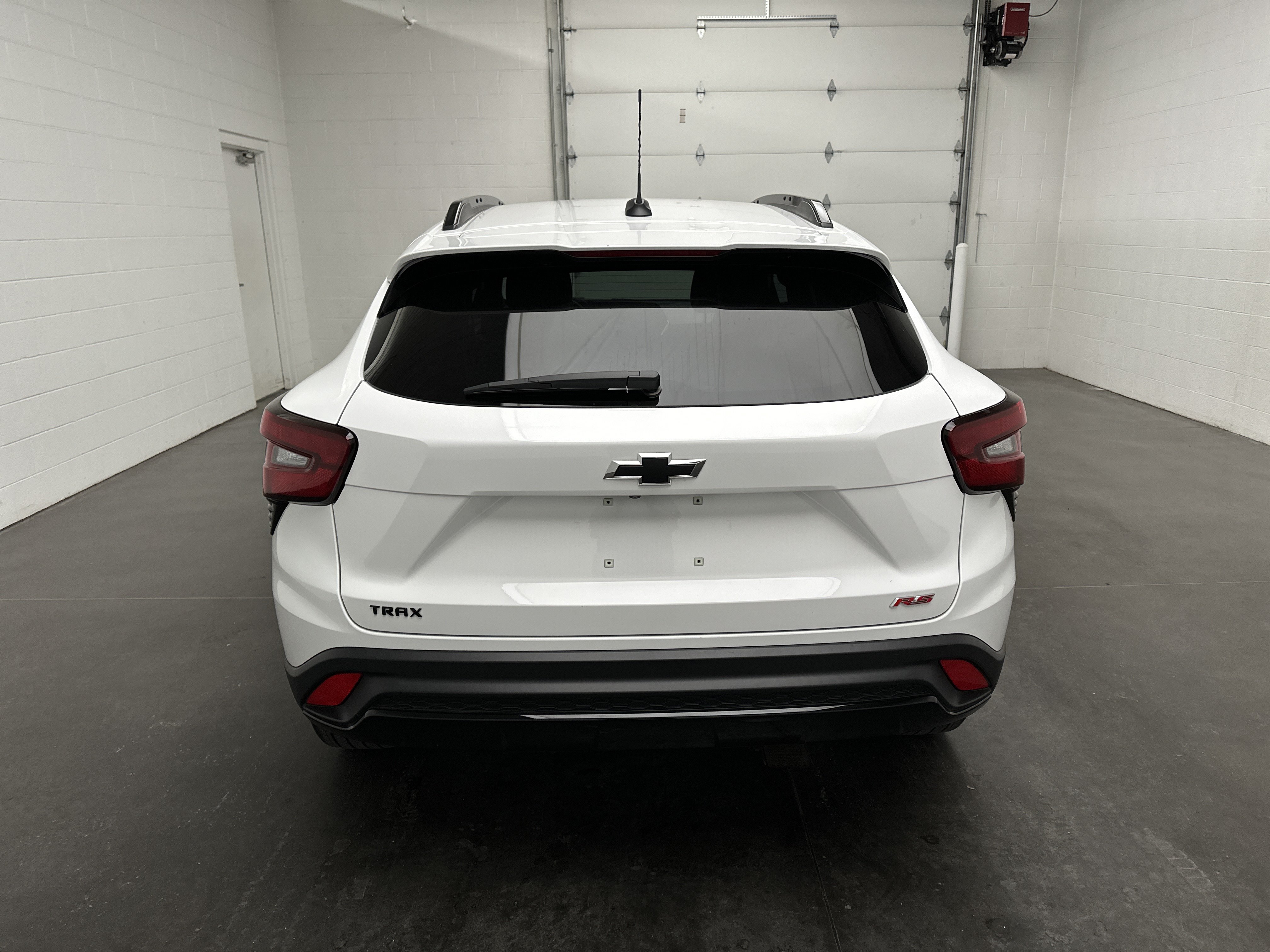 Used 2024 Chevrolet Trax RS w/ Driver Confidence Package FWD image 8