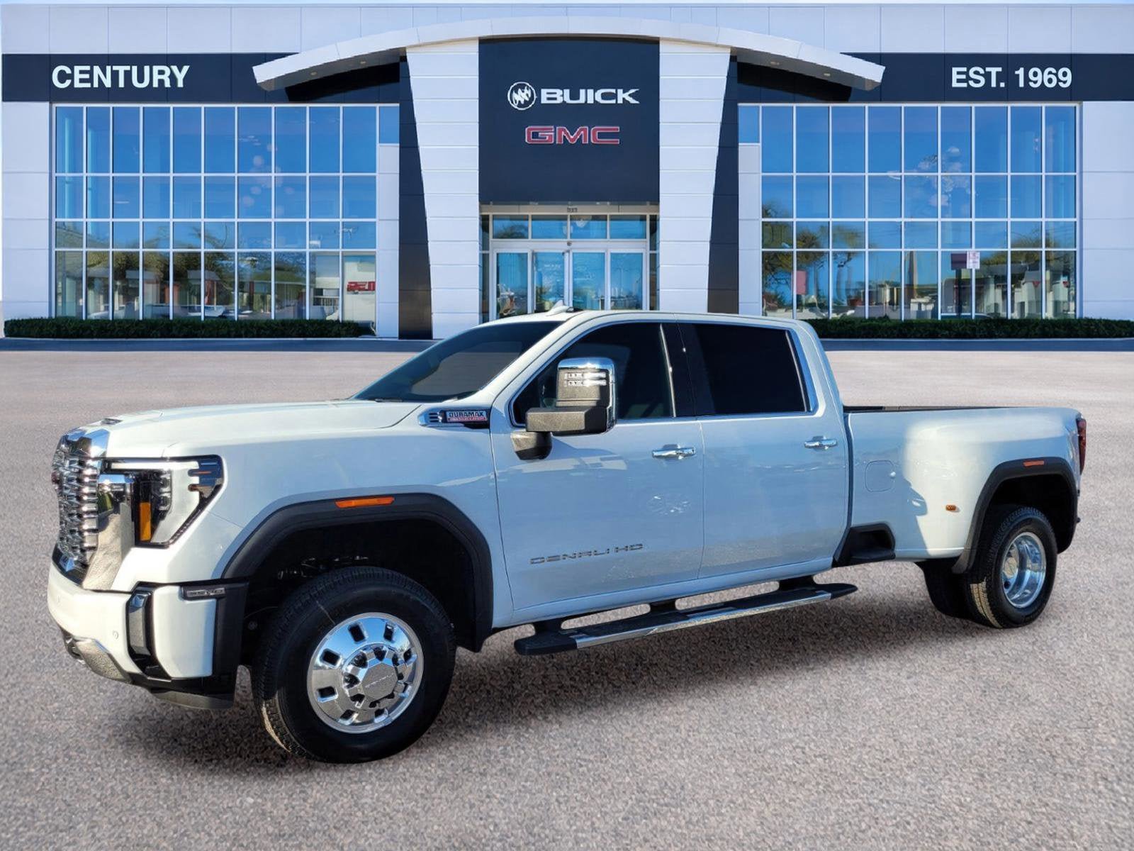 New 2026 GMC Sierra 3500 Denali image 3