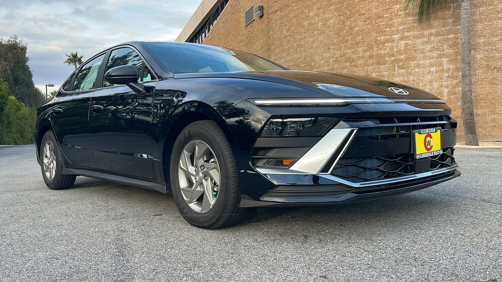 Certified 2025 Hyundai Sonata SE image 5