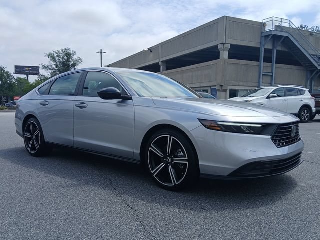 Certified 2025 Honda Accord Sport image 3