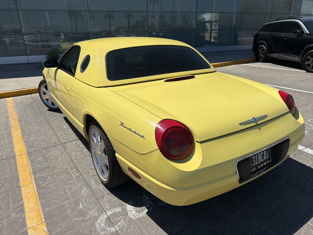 Used 2002 Ford Thunderbird image 15