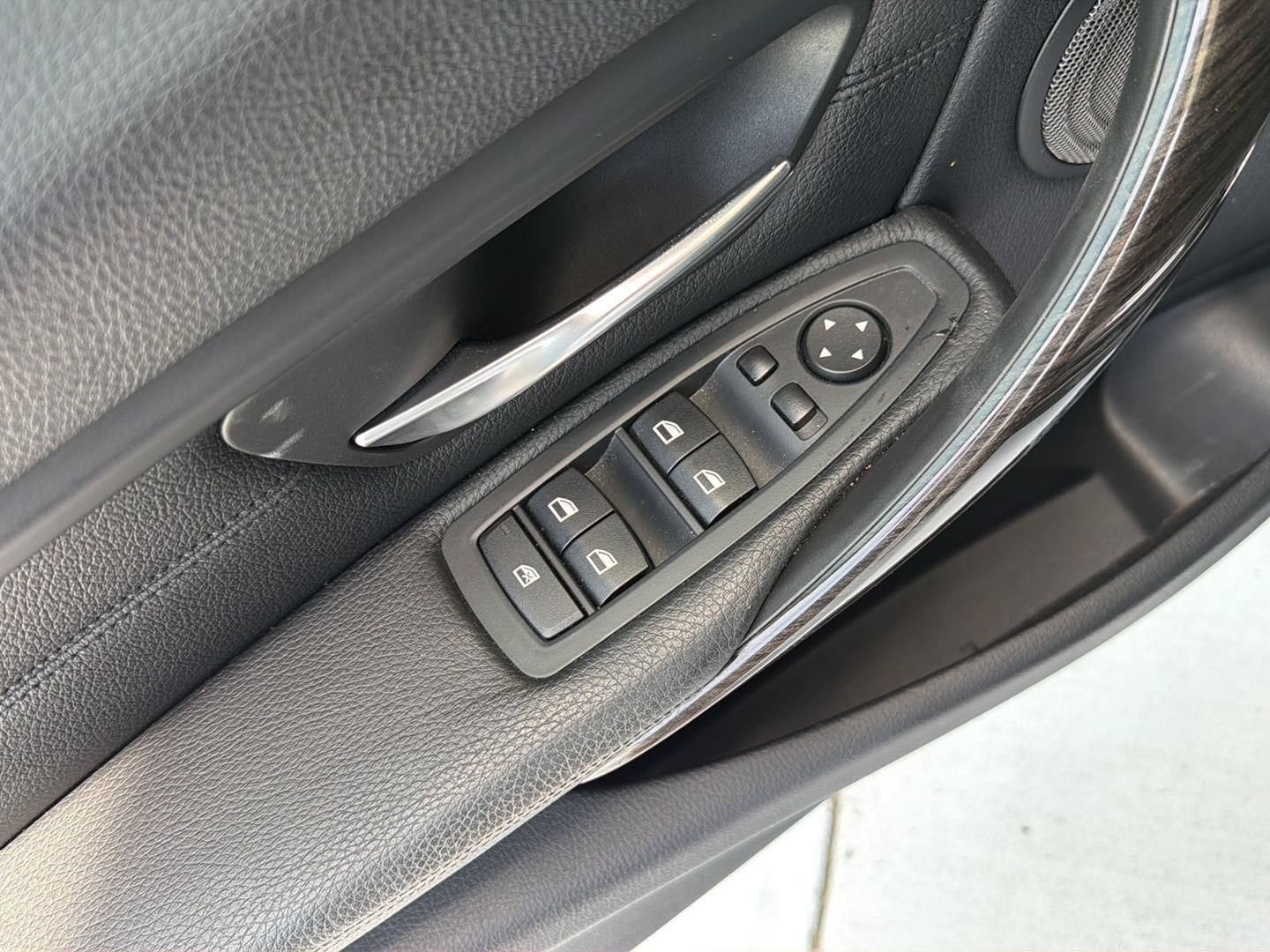 Used 2015 BMW 335i Sedan RWD image 32