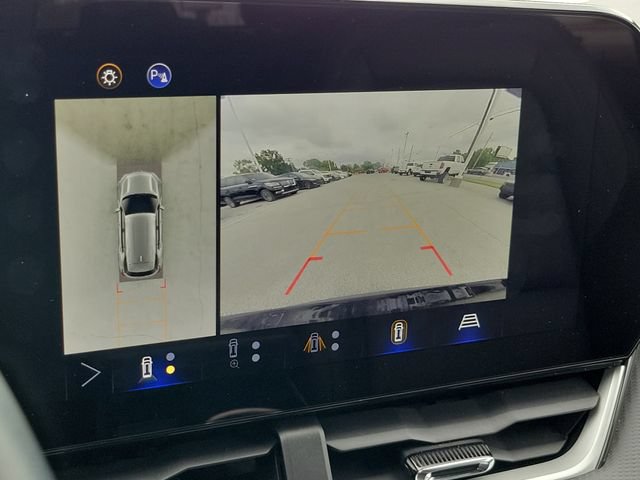 Used 2025 Chevrolet Equinox LT w/ Convenience Package II FWD image 28
