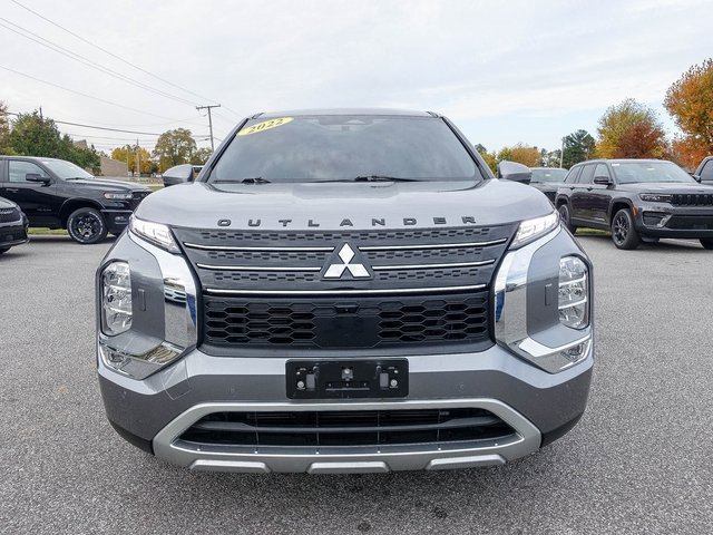 Used 2022 Mitsubishi Outlander SE image 8
