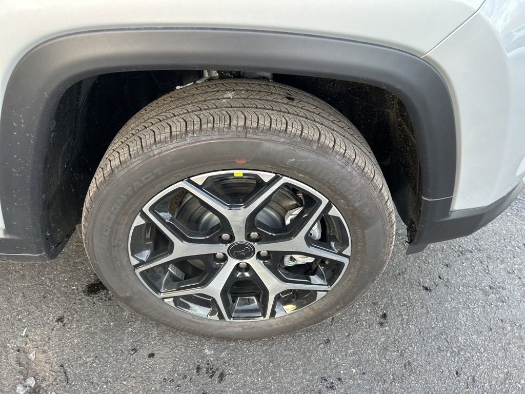 New 2026 Jeep Compass Limited w/ Sun, Sound & Navigation Group AWD/4WD image 11