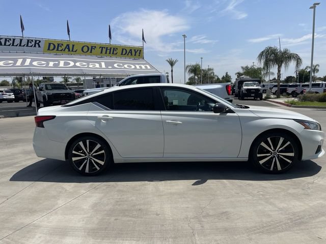 Used 2021 Nissan Altima 2.5 SR FWD image 9