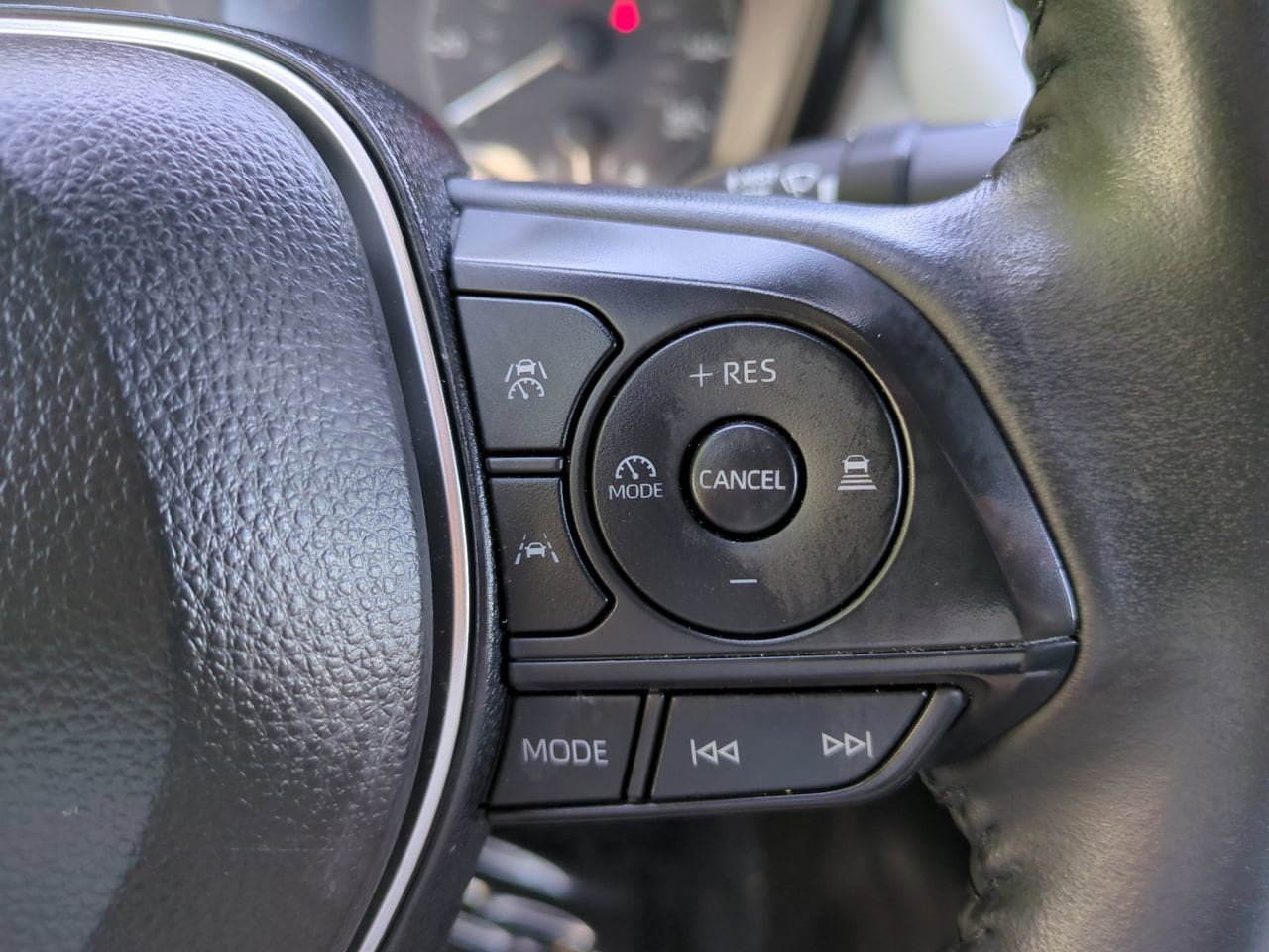 Used 2024 Toyota Corolla SE FWD image 23