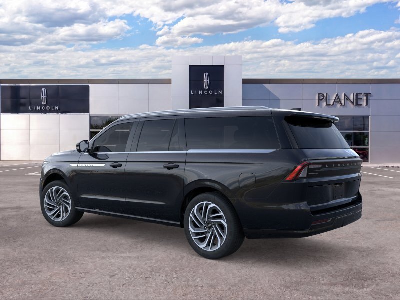 New 2026 Lincoln Navigator L Reserve AWD/4WD image 4