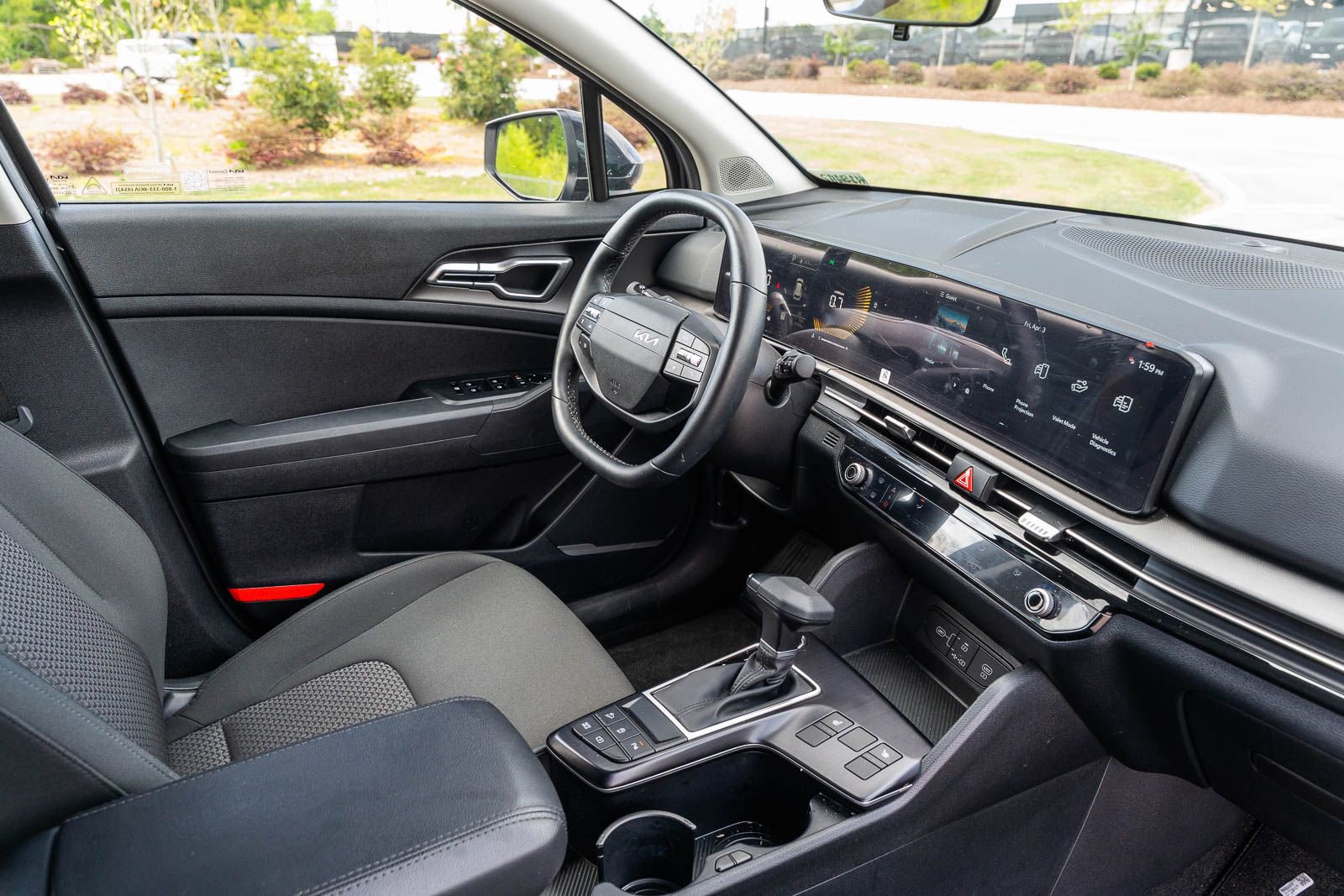 Used 2026 Kia Sportage LX w/ LX Convenience Package FWD image 12