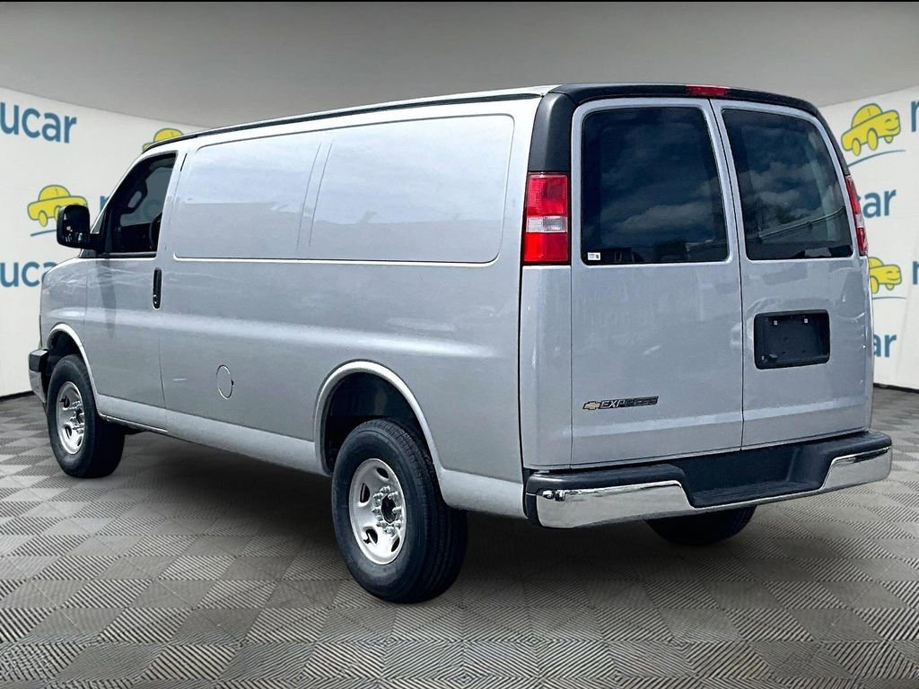 New 2026 Chevrolet Express 2500 w/ Driver Convenience Package RWD image 5