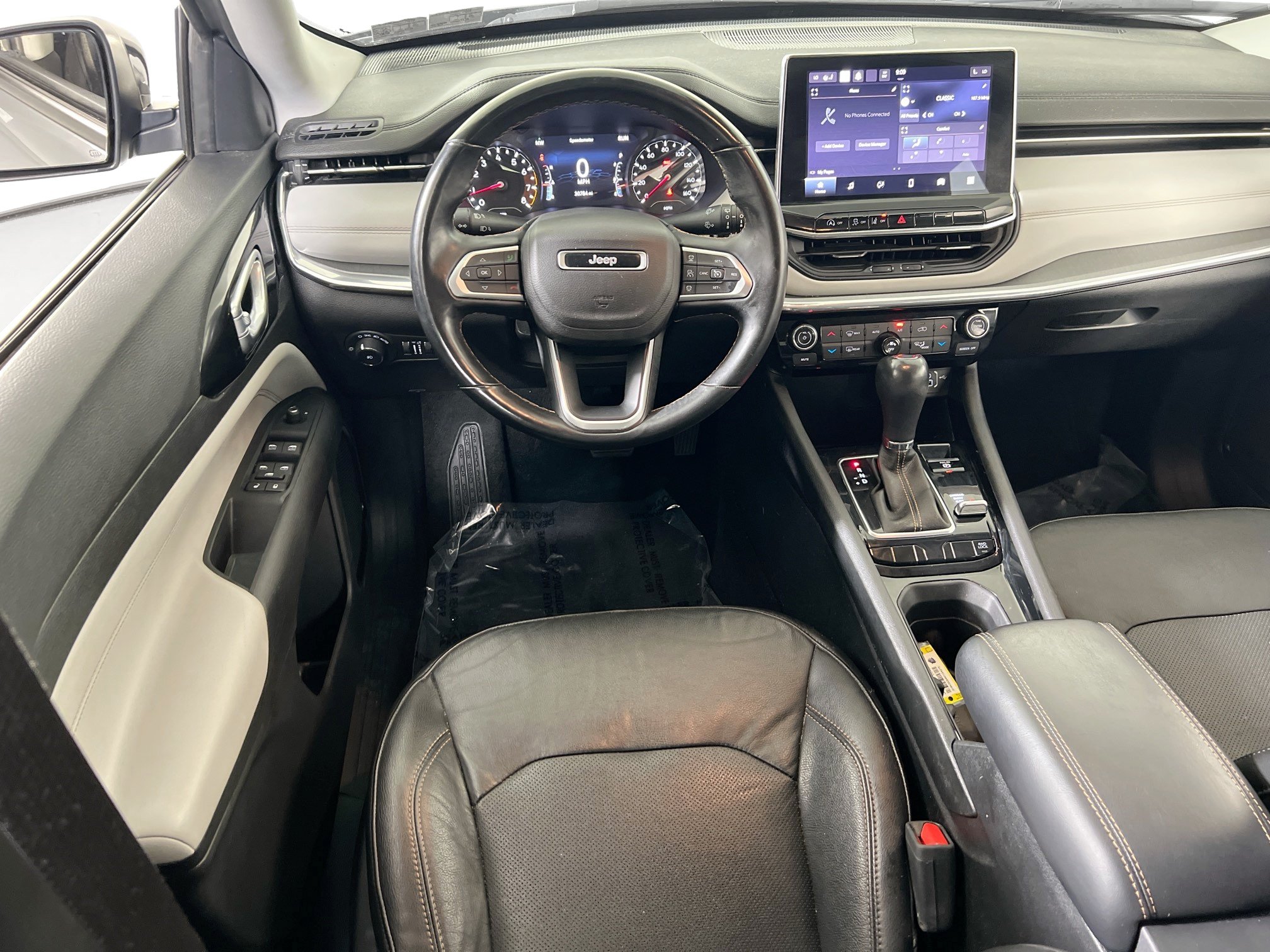 Used 2022 Jeep Compass Limited AWD/4WD image 19