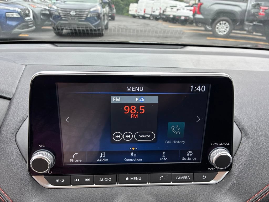 Certified 2025 Nissan Sentra SR FWD image 18