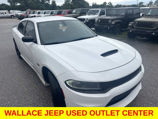 Used 2023 Dodge Charger R/T w/ Blacktop Package RWD image 2