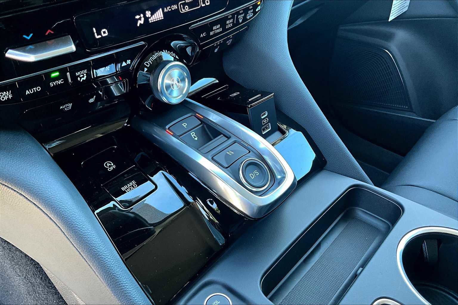 Certified 2026 Acura MDX SH-AWD image 7
