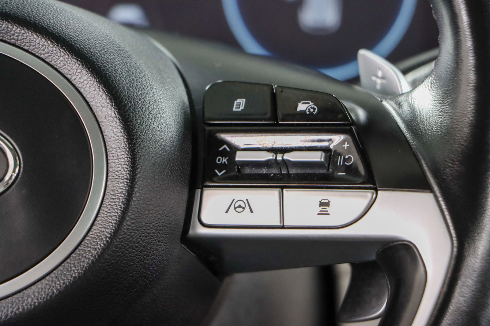 Used 2023 Hyundai Tucson Limited image 14