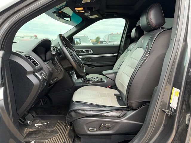 Used 2016 Ford Explorer Sport w/ Equipment Group 401A AWD/4WD image 9