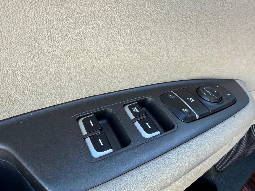 Used 2018 Kia Optima LX image 33