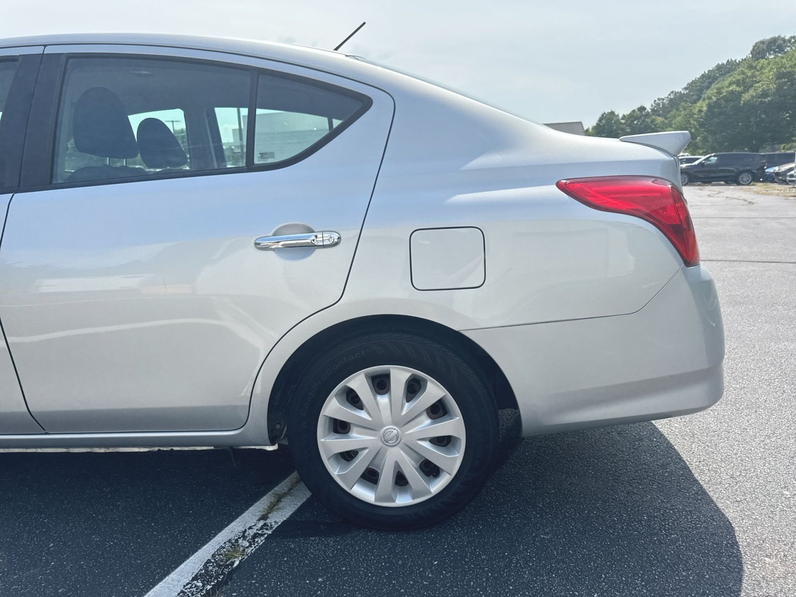 Used 2018 Nissan Versa SV FWD image 23