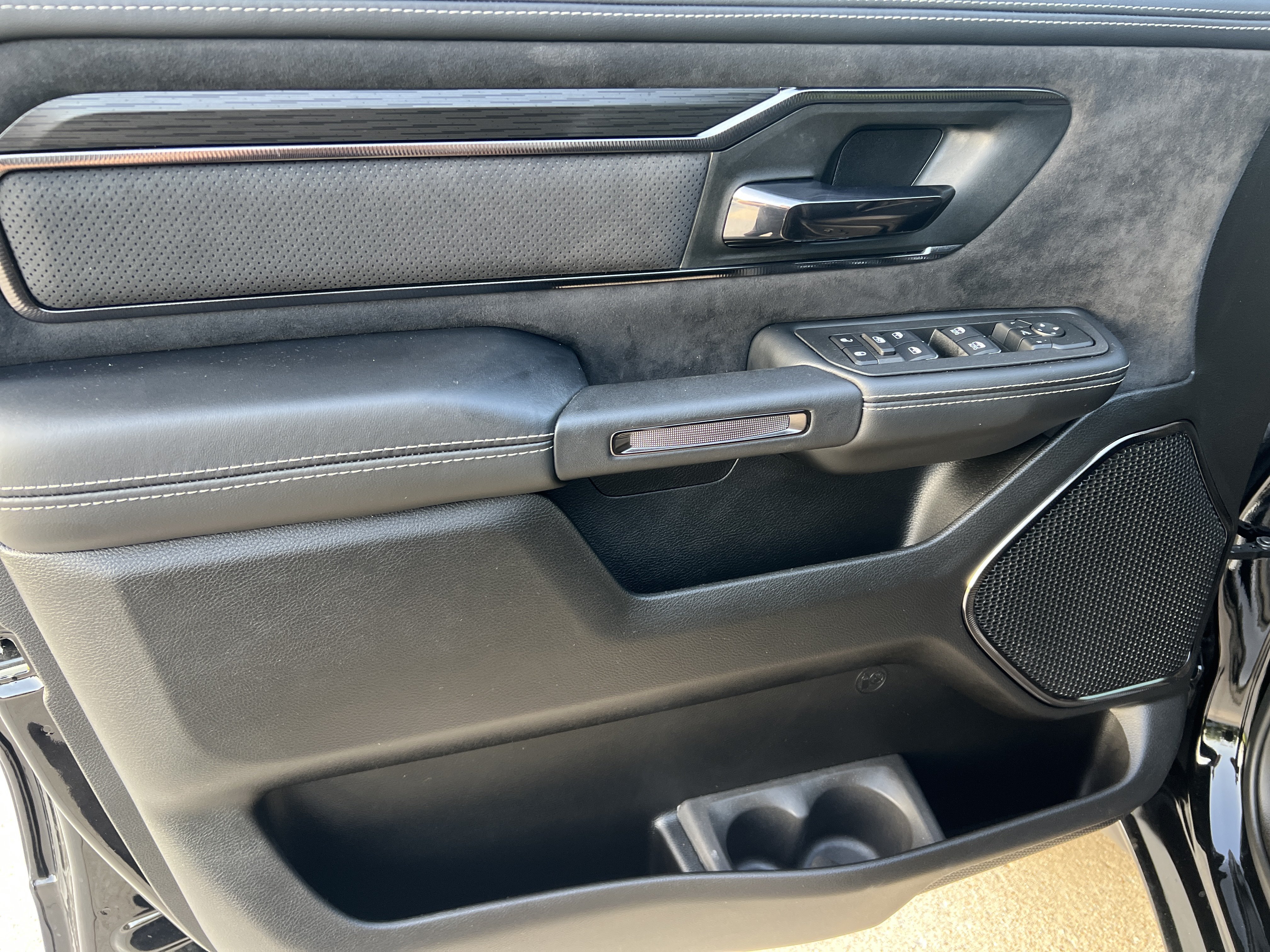 Used 2026 RAM 1500 RHO AWD/4WD image 2