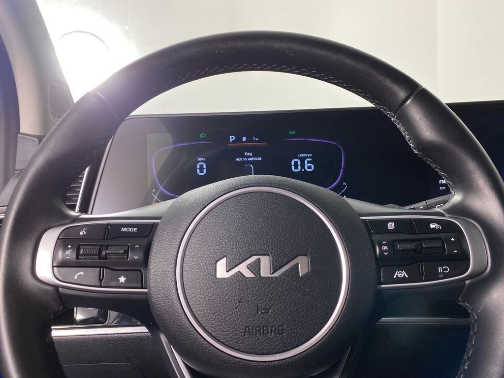 Used 2023 Kia Sportage EX image 13
