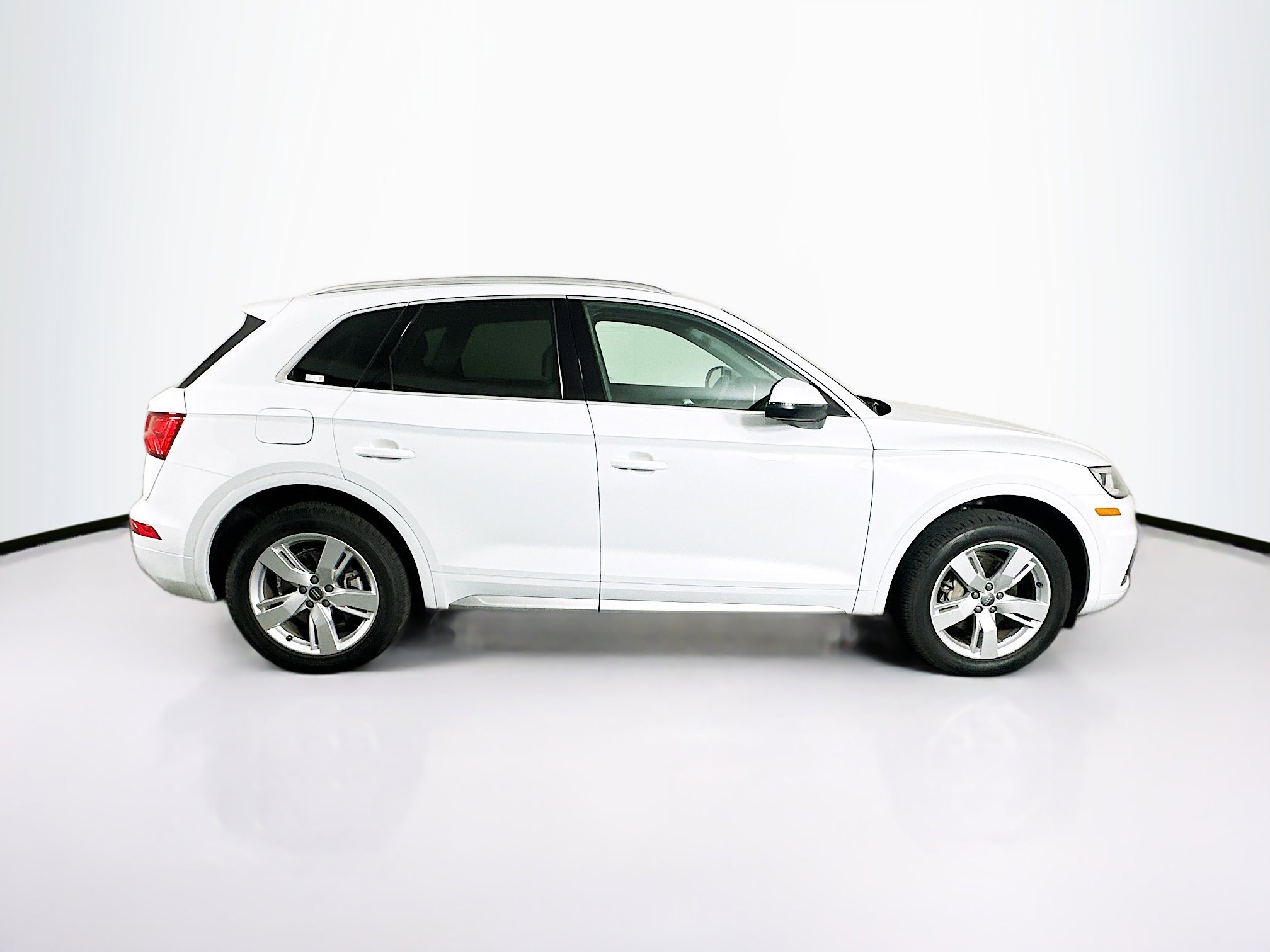 Used 2019 Audi Q5 2.0T Premium Plus AWD/4WD image 10
