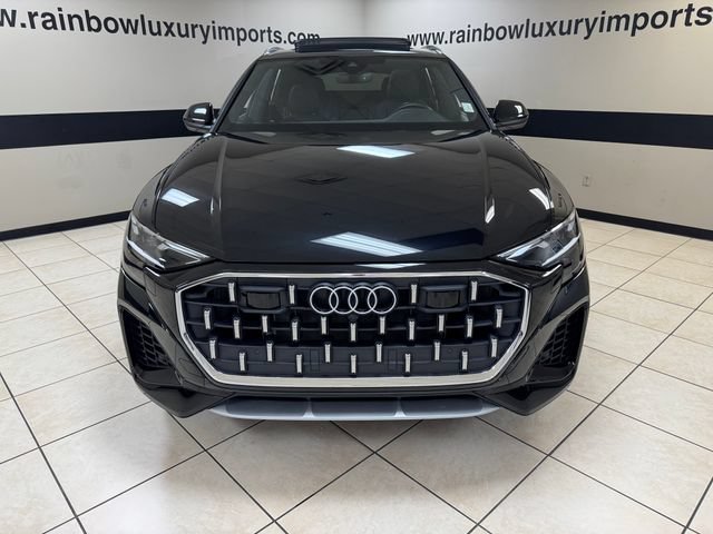 Used 2025 Audi Q8 Premium w/ Convenience Package AWD/4WD image 2