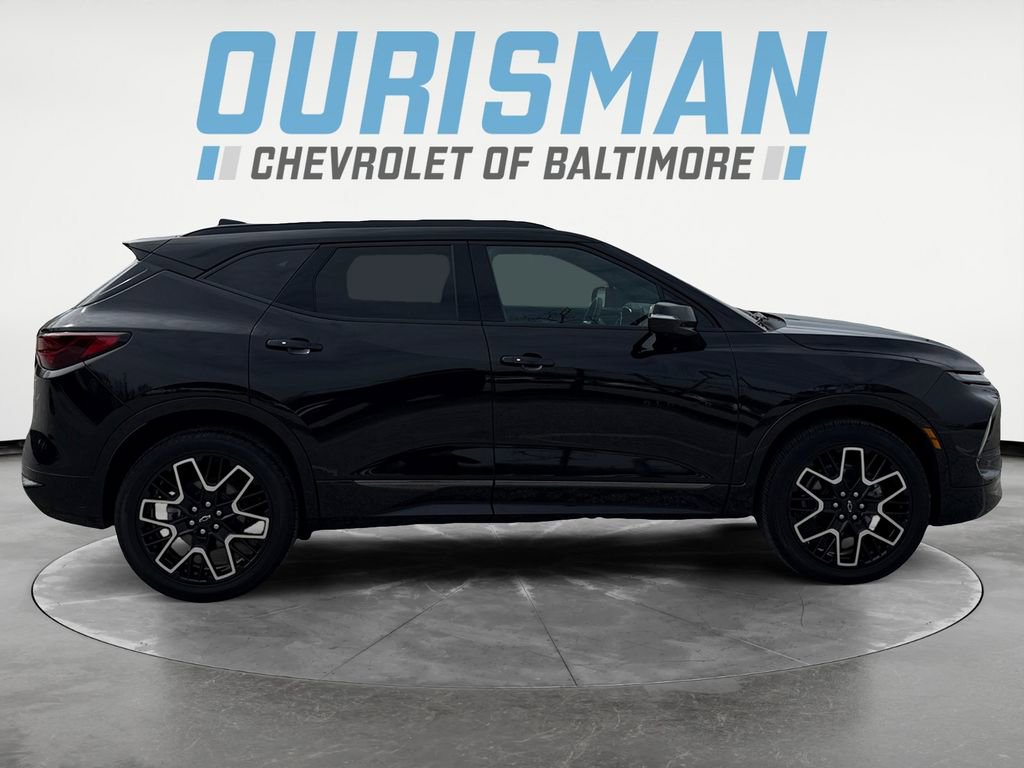 Used 2025 Chevrolet Blazer RS w/ Driver Confidence II Package image 7