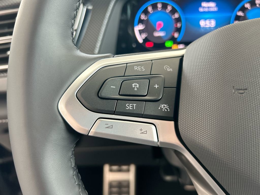 New 2025 Volkswagen Atlas Cross Sport SEL Premium R-Line image 21