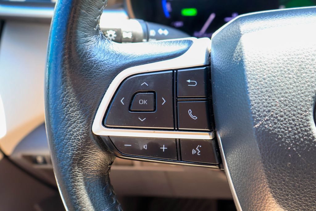Used 2021 Toyota Sienna XLE FWD image 15