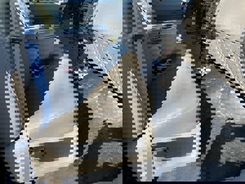 Used 2008 Ford F550 4x4 Regular Cab Super Duty image 29