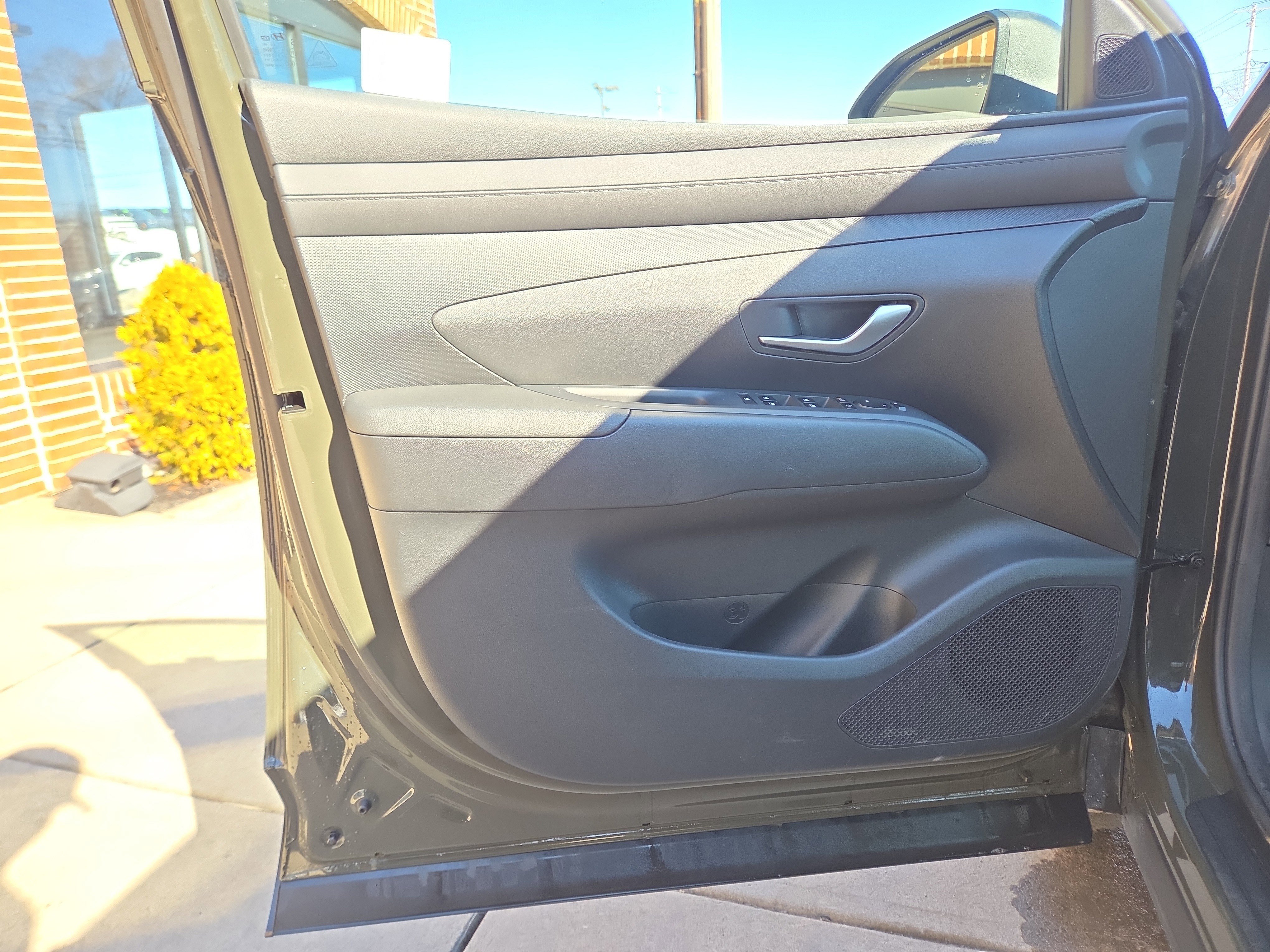 Certified 2025 Hyundai Tucson SE image 15