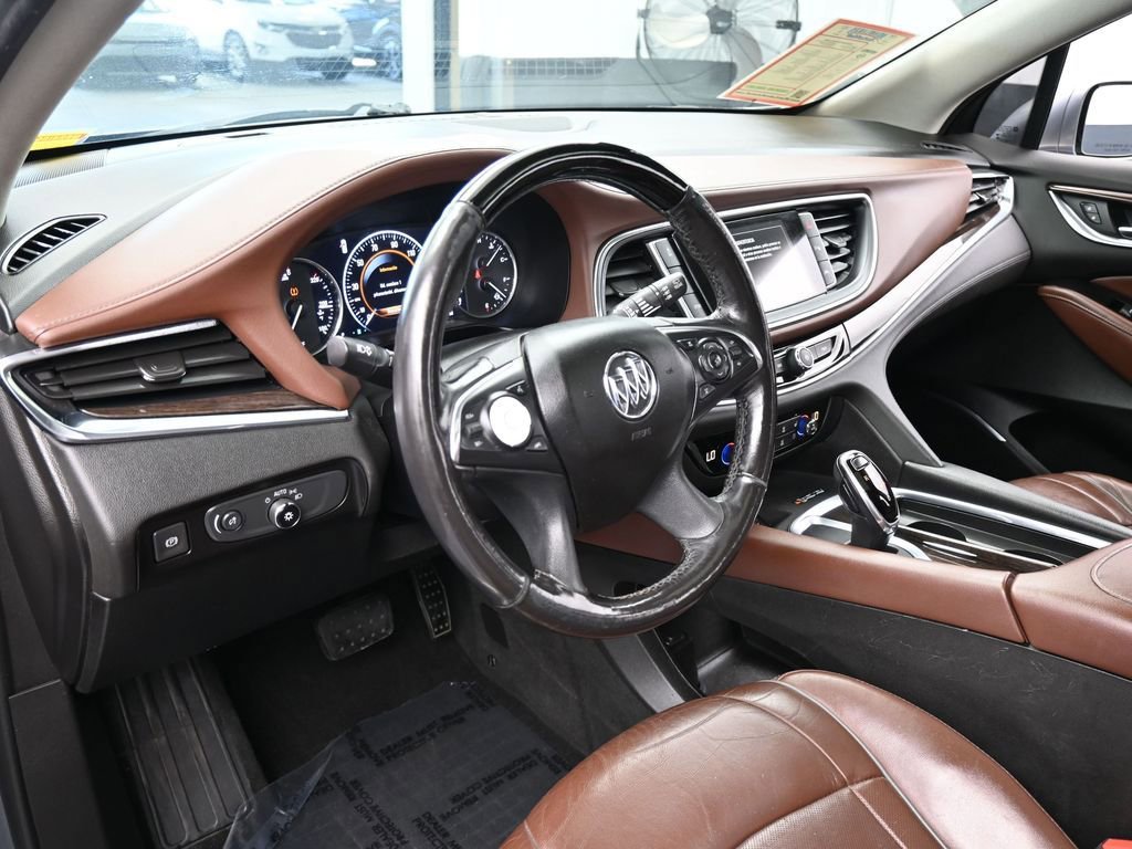 Used 2018 Buick Enclave Avenir w/ Avenir Technology Package image 10