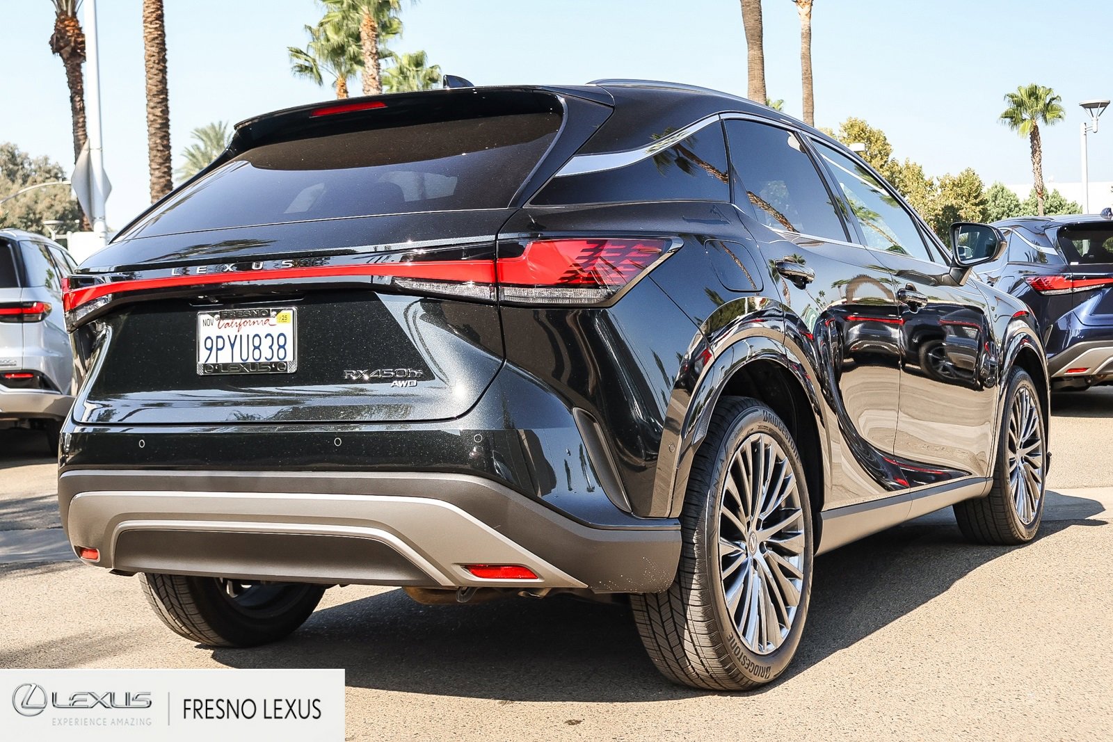 Certified 2025 Lexus RX 450h AWD w/ Luxury Package image 6