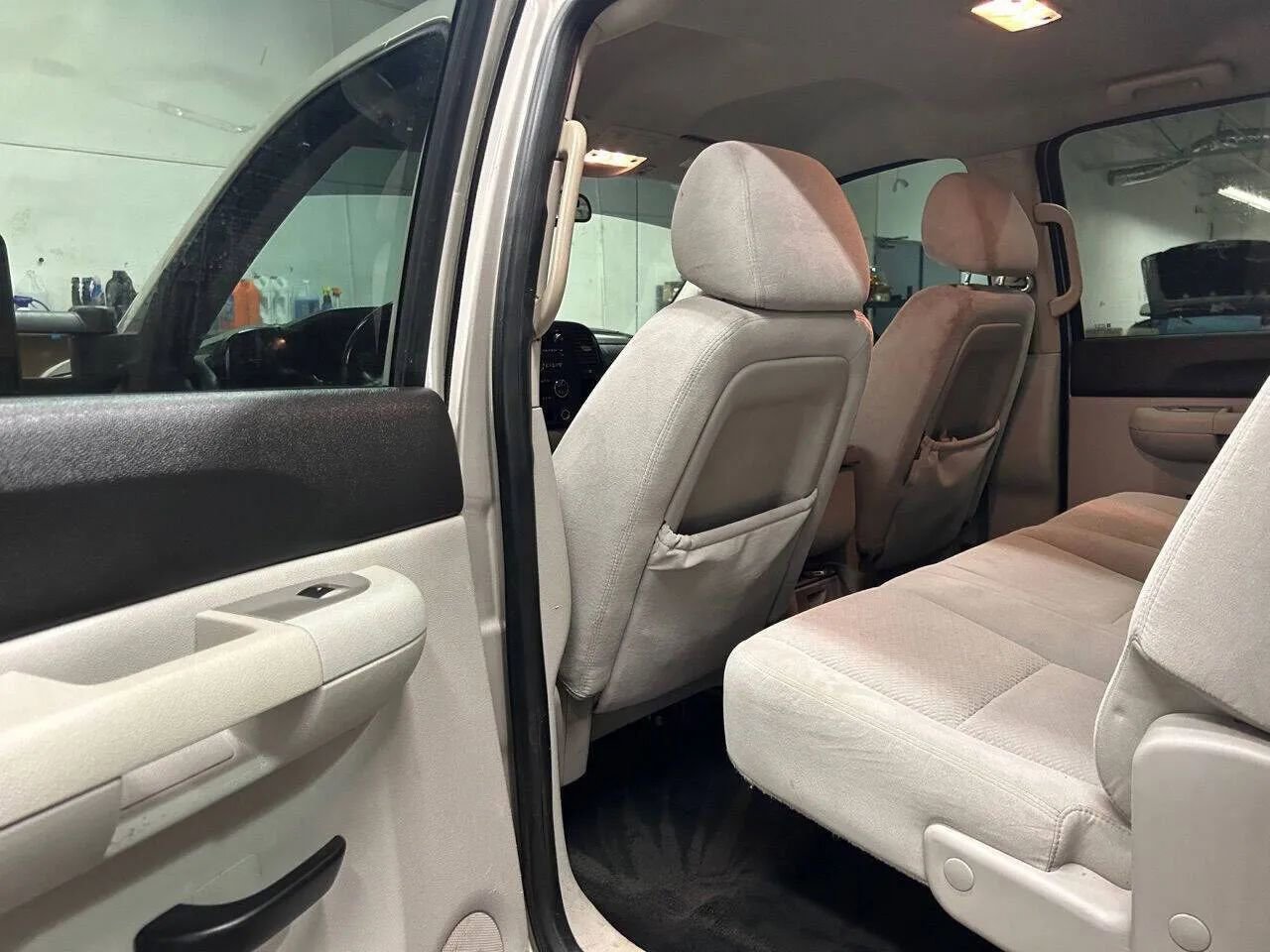 Used 2008 Chevrolet Silverado 2500 LT w/ 1LT Convenience Package image 12